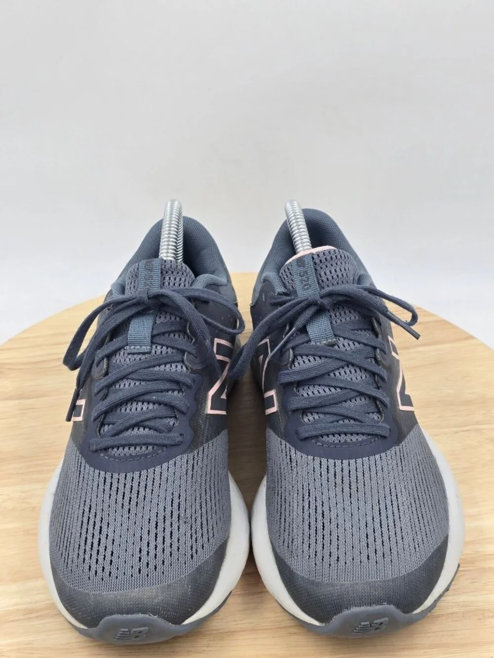 New Balance Womens 520 V7 Gray Running Shoes Sneakers W520LP7 sz 8